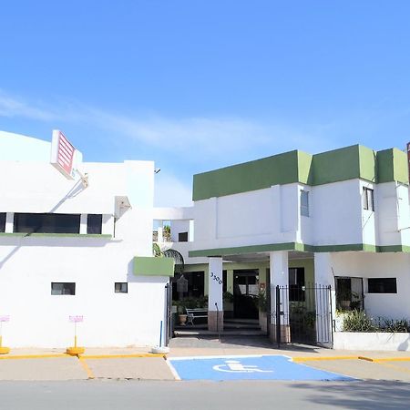 Hotel Laguna Inn Торреон Экстерьер фото
