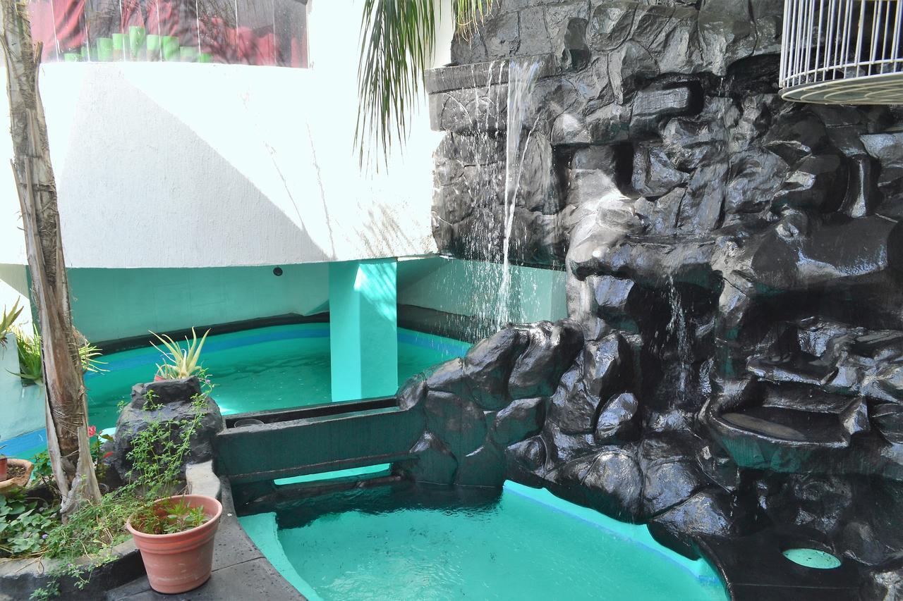 Hotel Laguna Inn Торреон Экстерьер фото